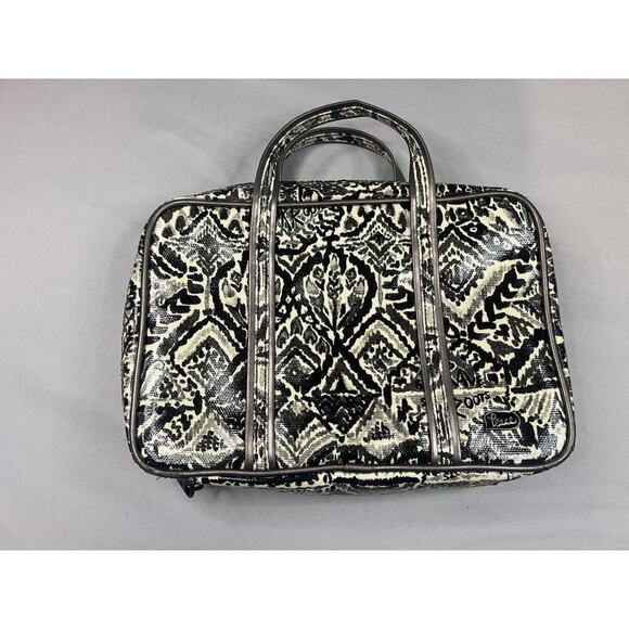 Sakroots Black & Cream Travel Case Hanging Toiletry Bag - Picture 2 of 10